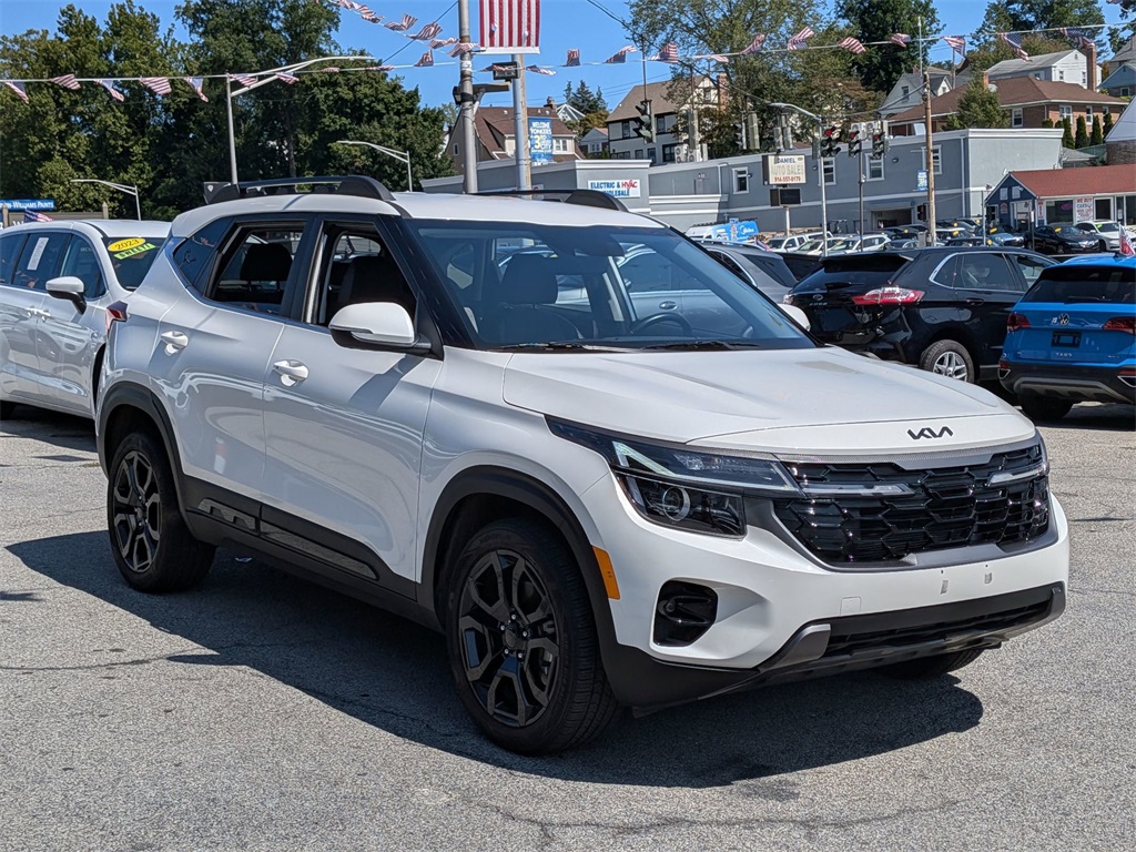 2025 Kia Seltos X-Line photo 3