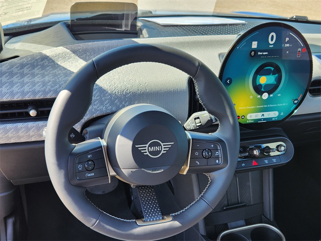 2025 Mini Cooper 2 Door Hardtop photo 9