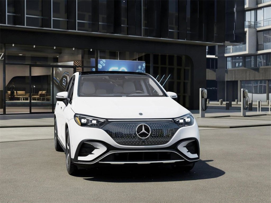 2025 Mercedes Benz EQE SUV 350 4MATIC photo 6