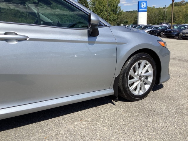 2024 Toyota Camry LE photo 5