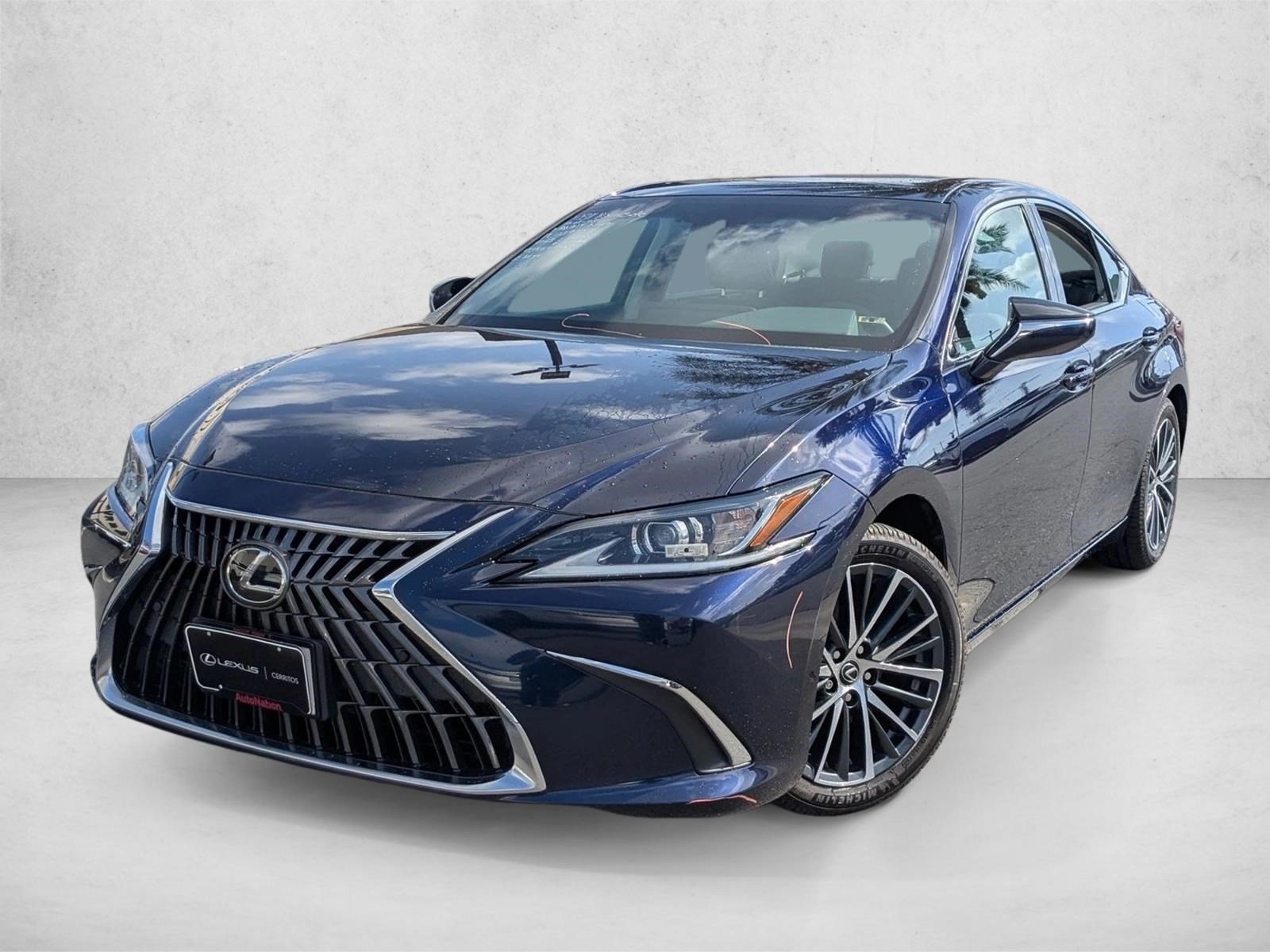 2023 Lexus ES Hybrid