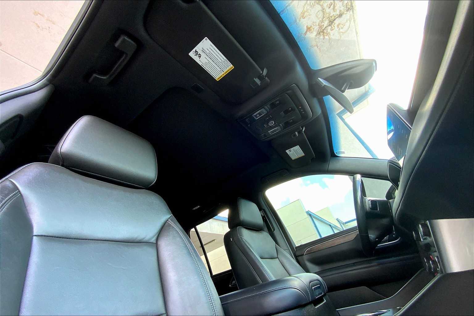 2021 Chevrolet Tahoe LT photo 13