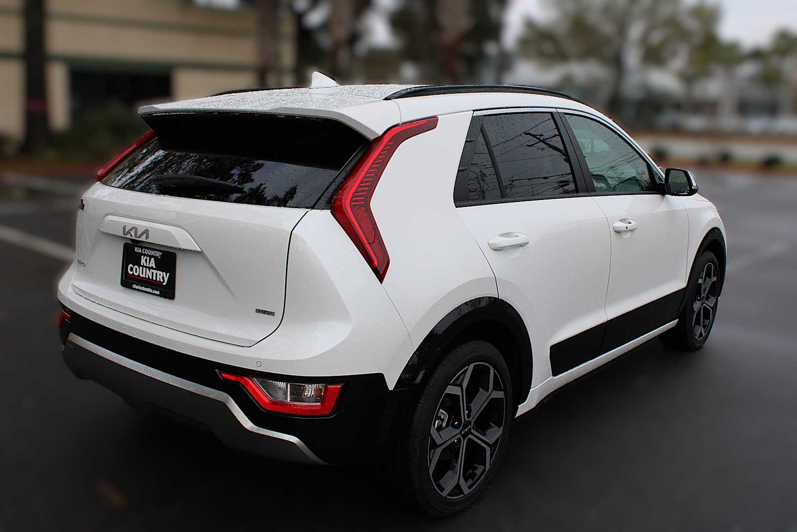 2025 Kia Niro EX photo 4