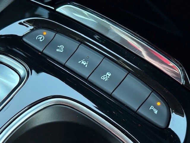 2023 Buick Envision Essence photo 23