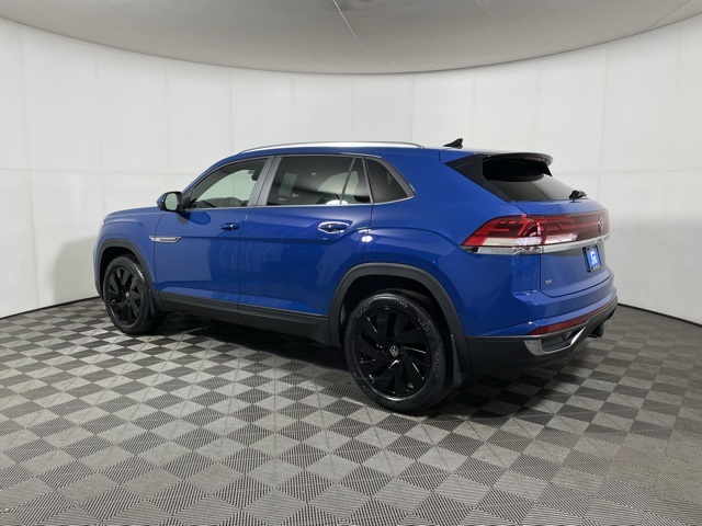 2025 Volkswagen Atlas Cross Sport SE Technology photo 5
