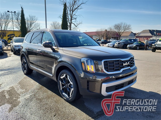 2025 Kia Telluride S's photo