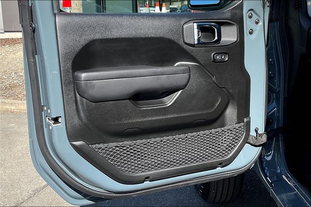 2025 Jeep Wrangler Sport photo 20