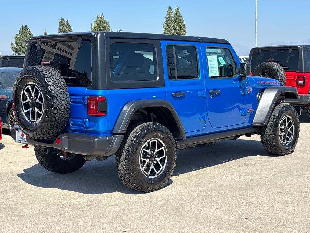 2024 Jeep Wrangler Rubicon photo 3