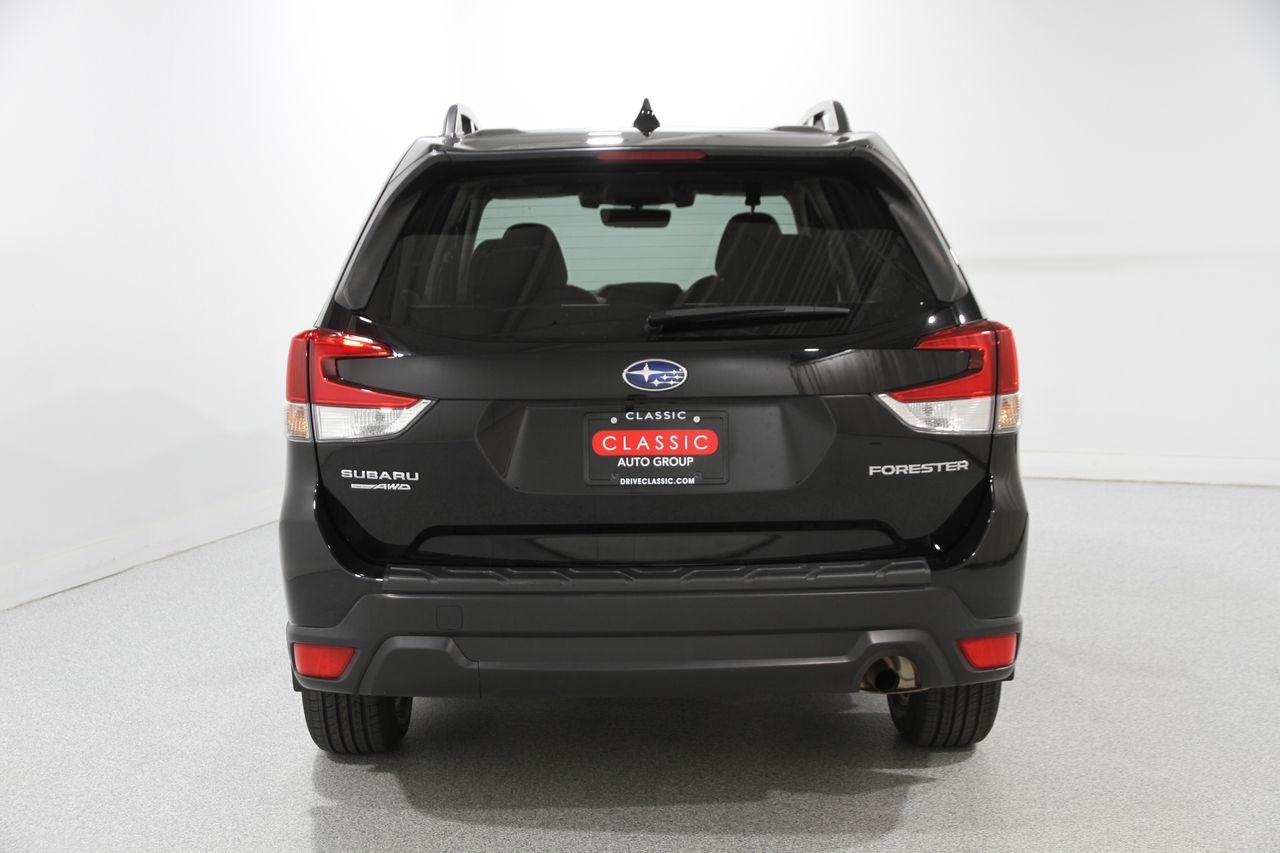 2020 Subaru Forester Premium photo 23