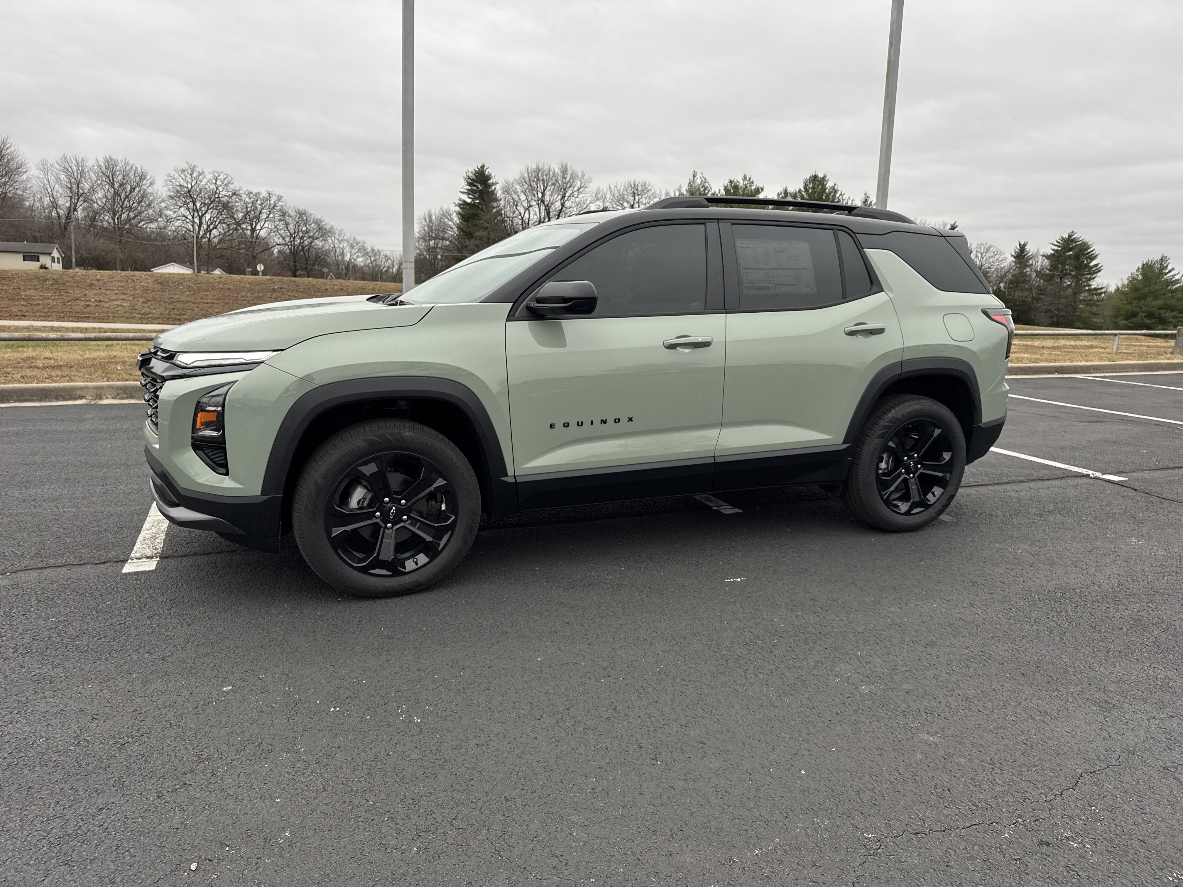 2026 Chevrolet Equinox LT's photo