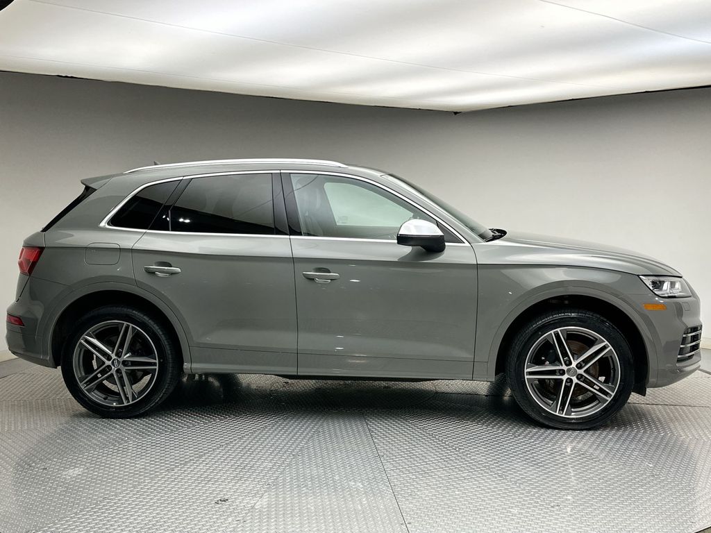 2020 Audi SQ5 Premium Plus photo 4