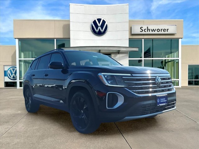 2026 Volkswagen Atlas SE Technology photo 3