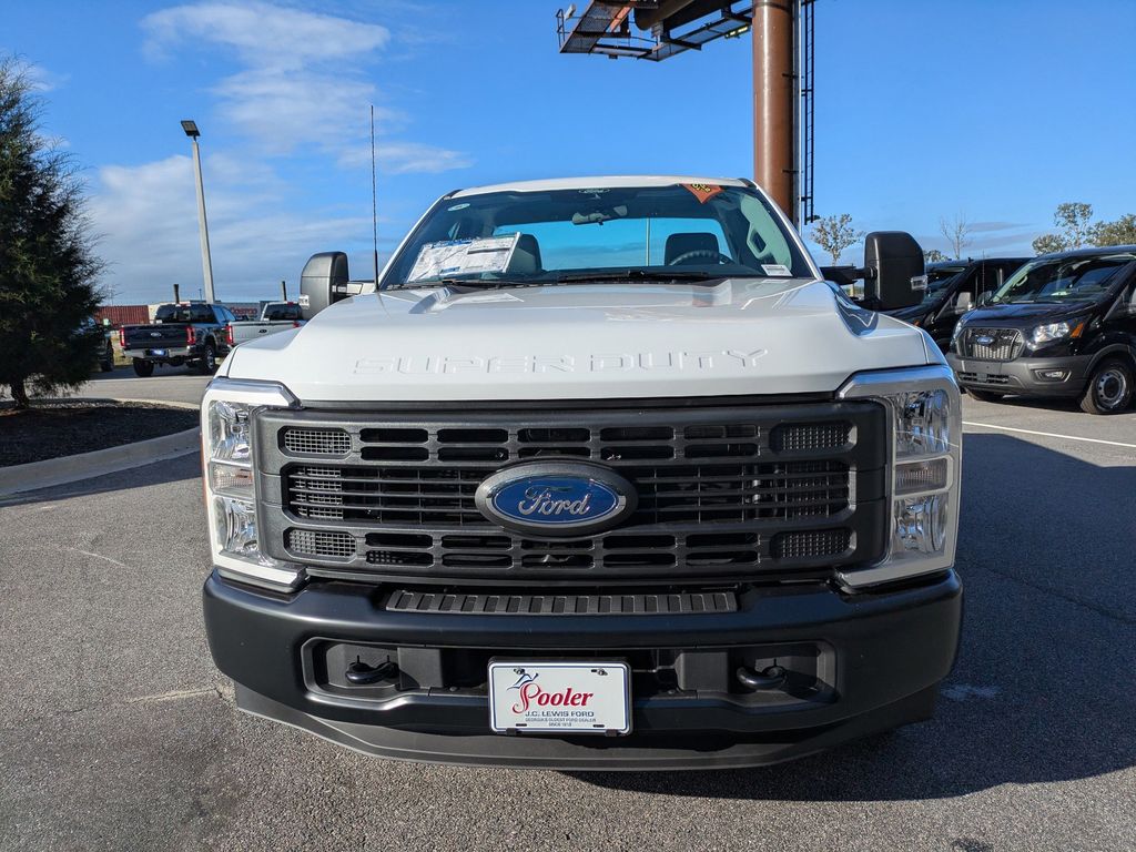 2026 Ford F-250 XL photo 9