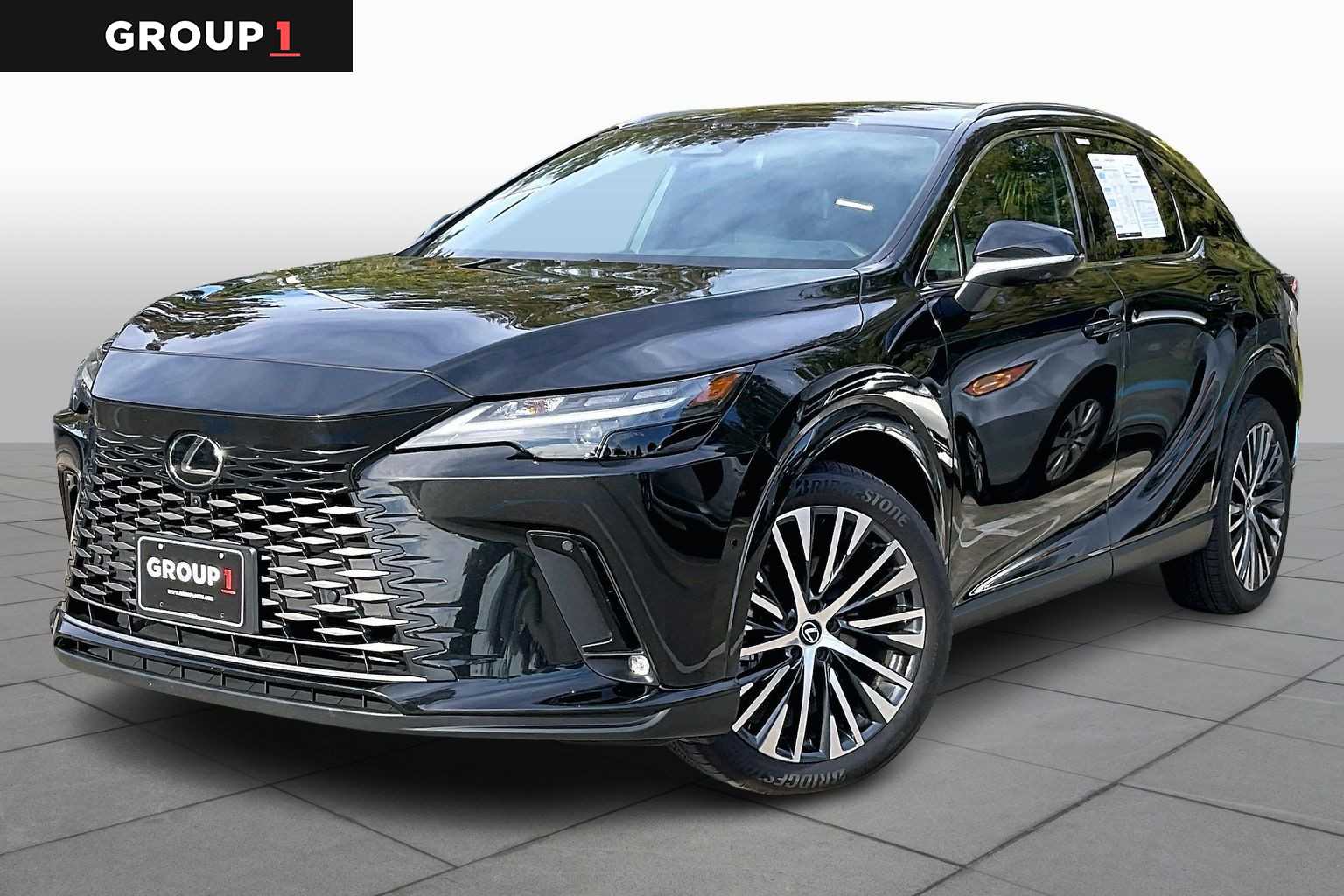 2025 Lexus RX 350's photo