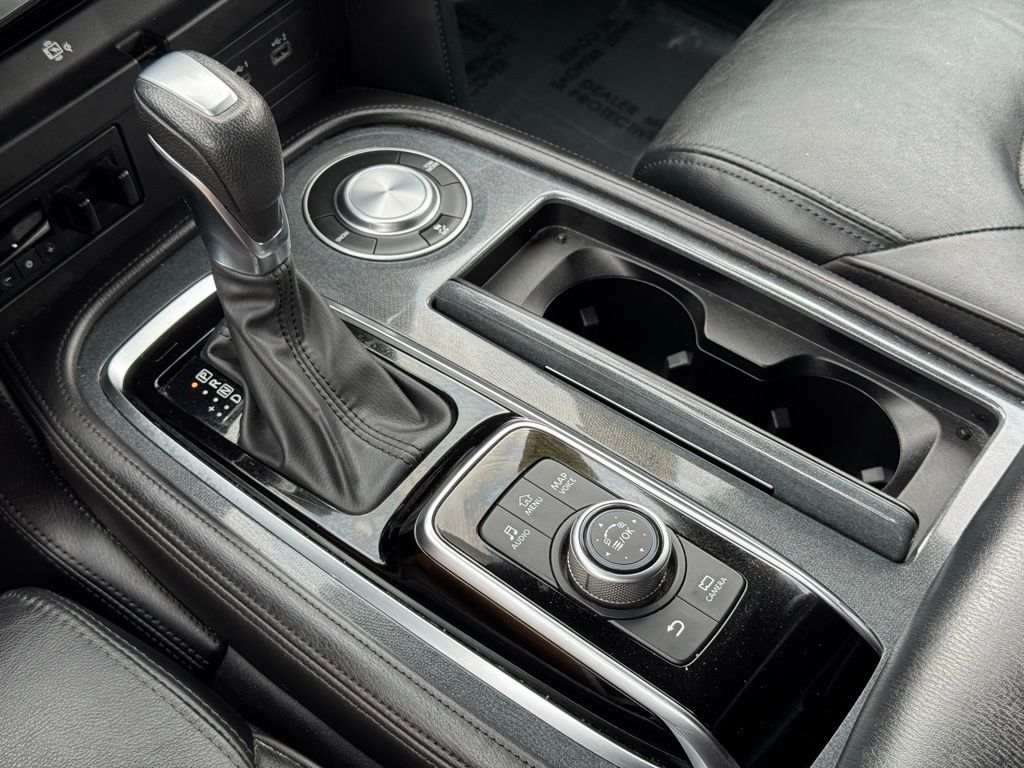 2023 Nissan Armada SL photo 34