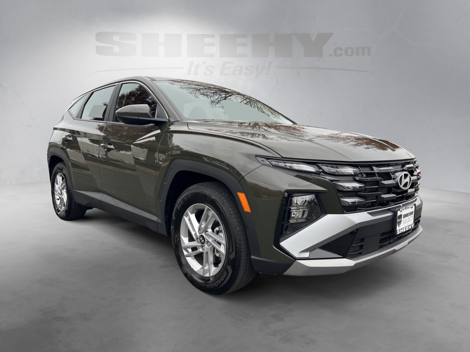 2025 Hyundai Tucson SE photo 2