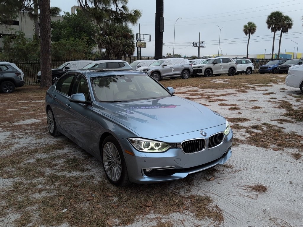 2012 BMW 3 Series 328i