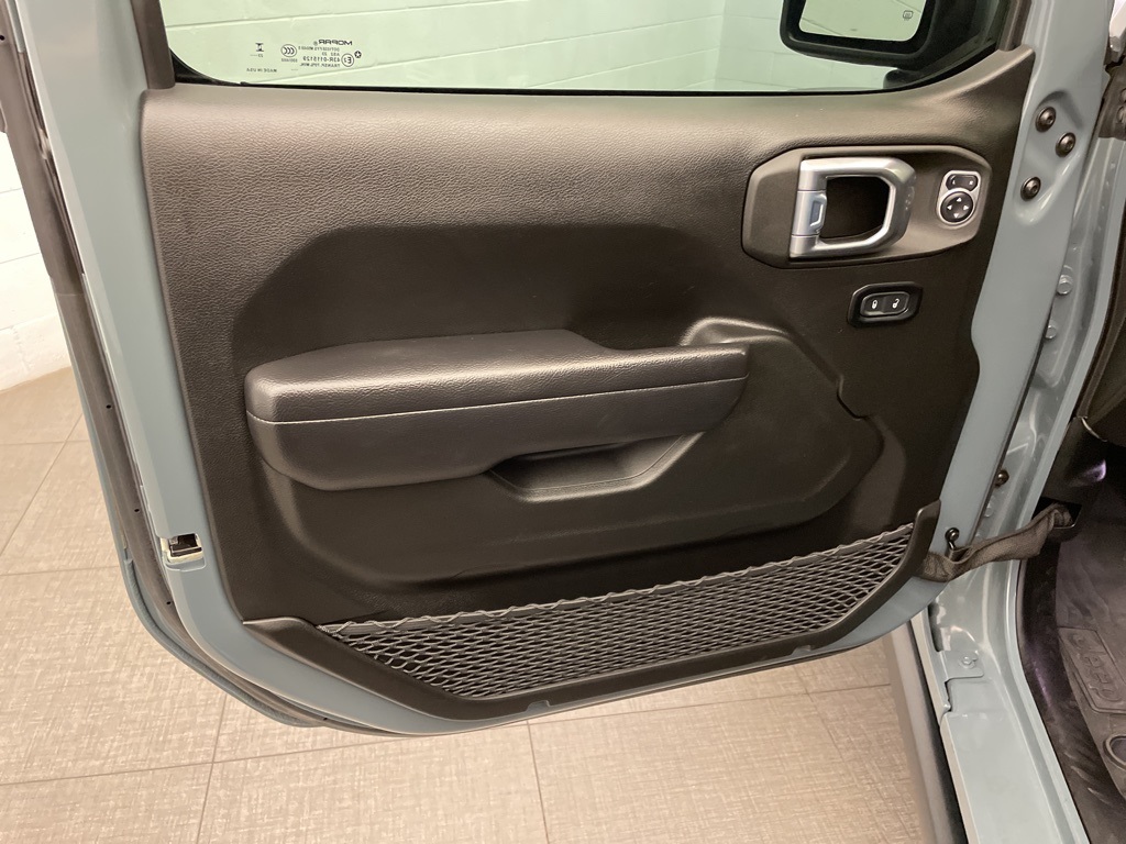 2024 Jeep Wrangler Rubicon 4xe photo 17