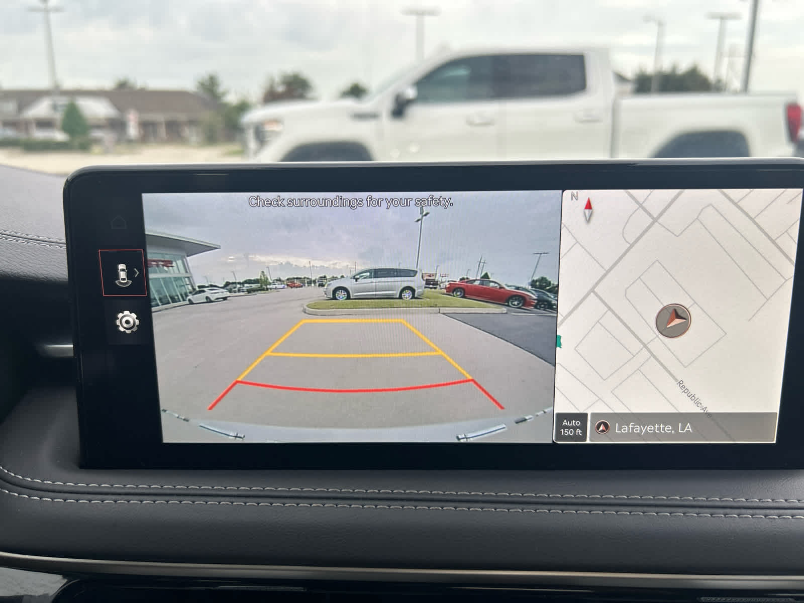 2025 Genesis G70 2.5T photo 20