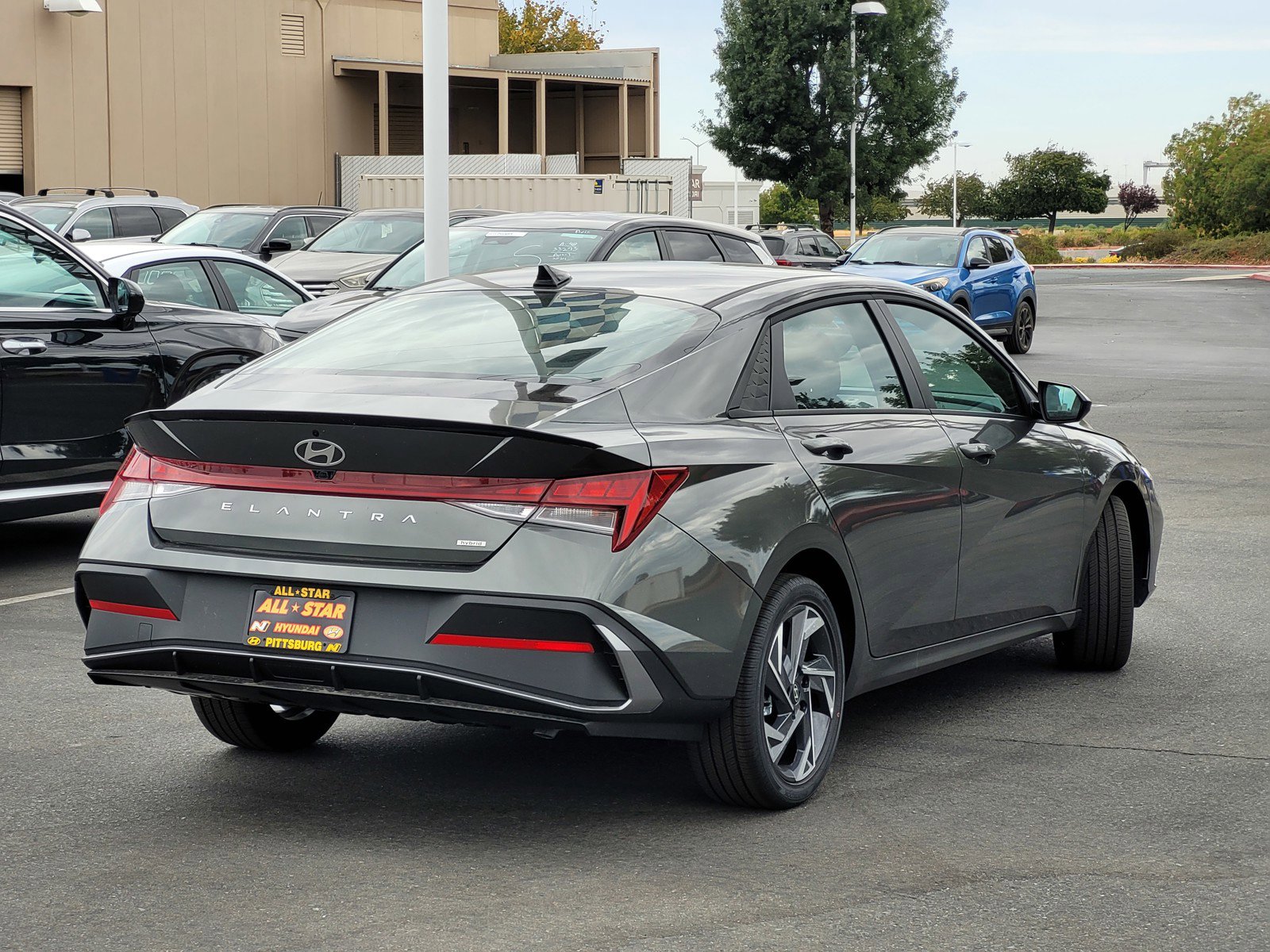 2025 Hyundai Elantra Hybrid SEL Sport photo 3