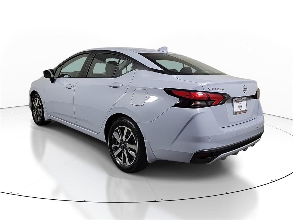 2025 Nissan Versa 1.6 SV photo 4