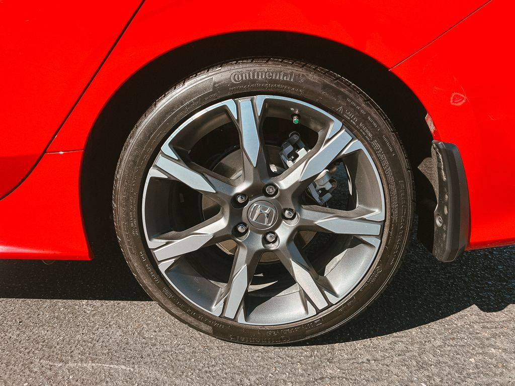 2025 Honda Civic Hybrid Sport Touring photo 4