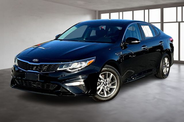 2020 Kia Optima LX photo 2