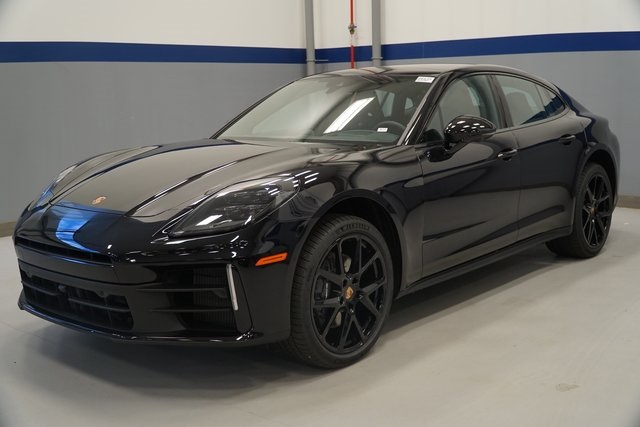 2026 Porsche Panamera Base