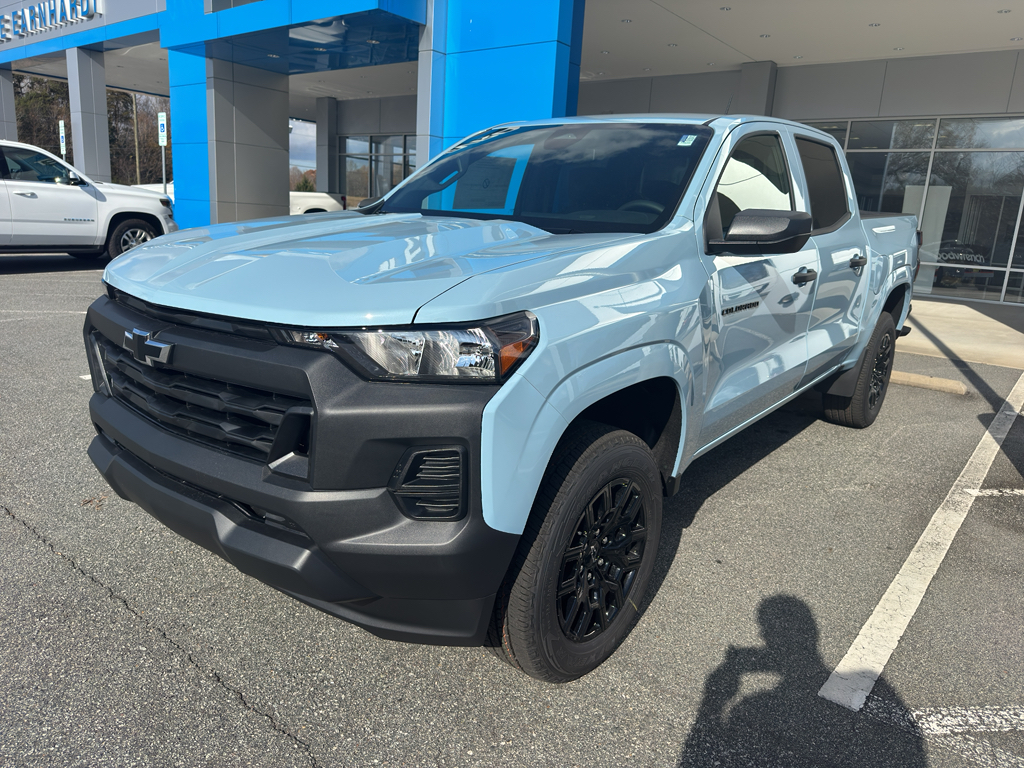 2026 Chevrolet Colorado Work Truck's photo
