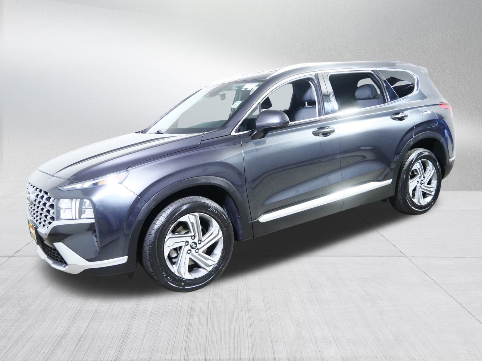 2021 Hyundai Santa Fe SEL photo 3