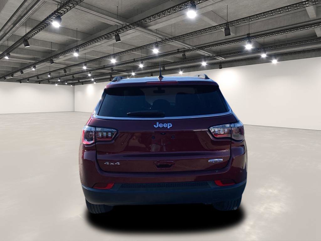2021 Jeep Compass Latitude photo 4