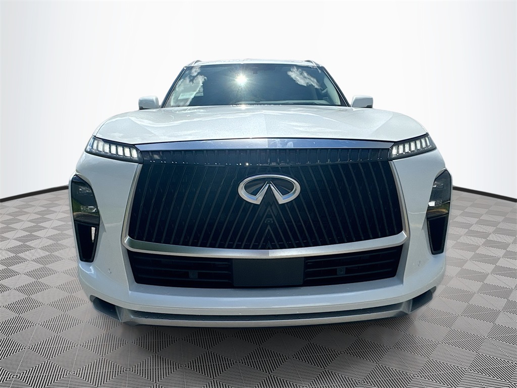 2026 Infiniti QX80 Luxe photo 2