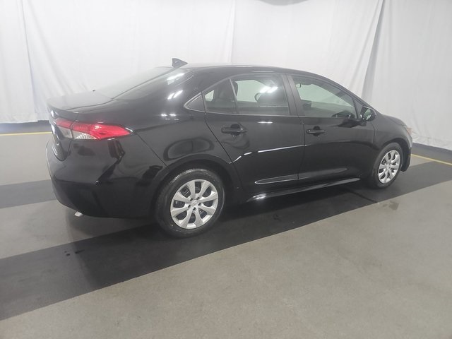 Used 2025 Toyota Corolla LE with VIN 5YFB4MDE6SP297214 for sale in Northfield, Minnesota