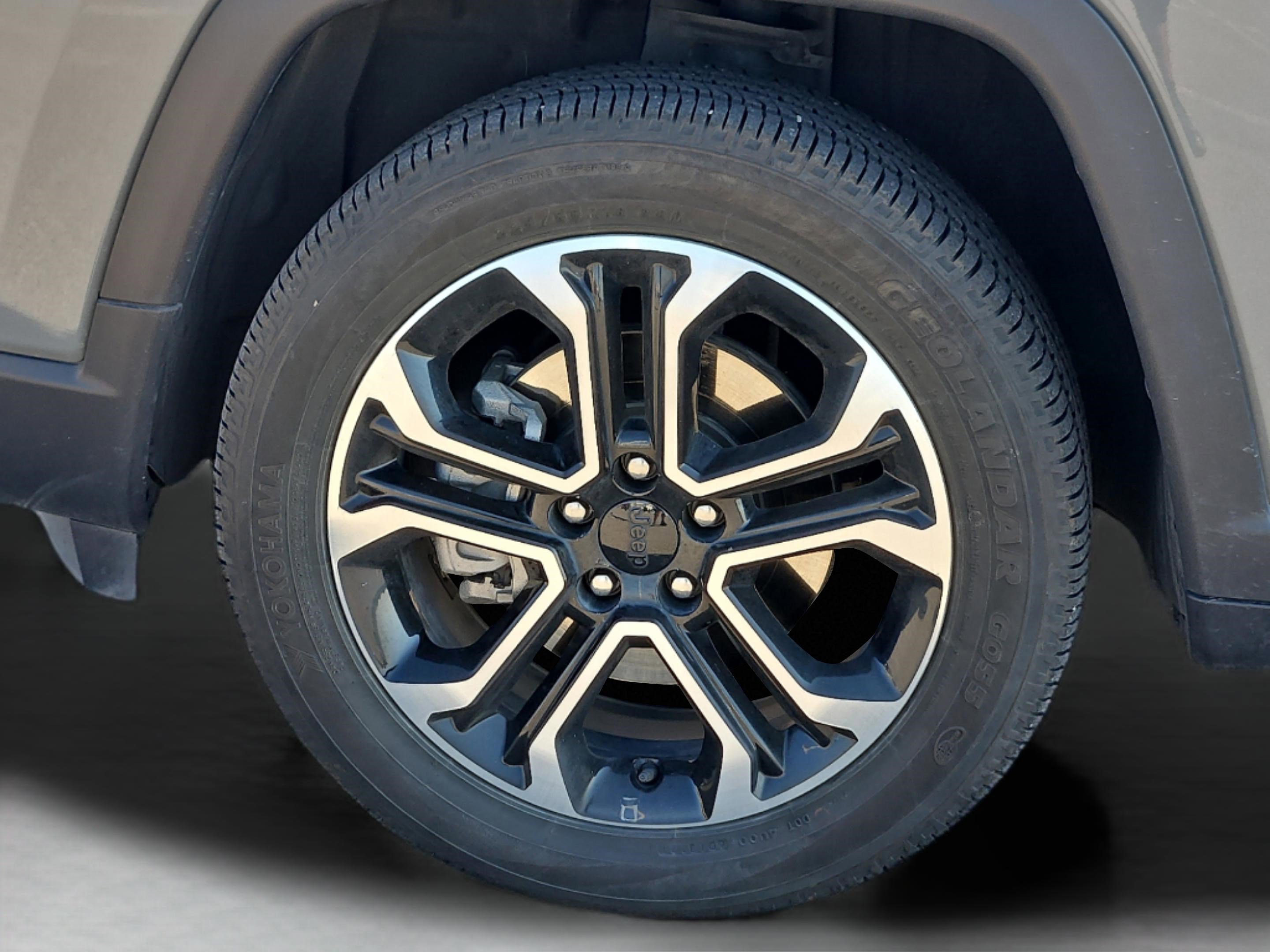 2022 Jeep Compass Limited photo 6