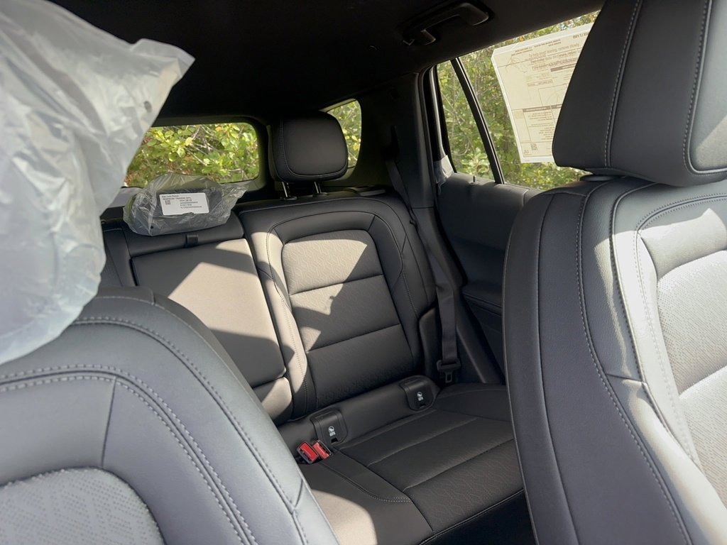2026 Chevrolet Equinox LT photo 4