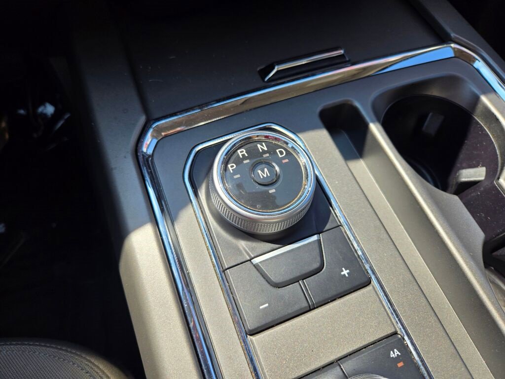 2020 Ford Expedition XLT photo 25