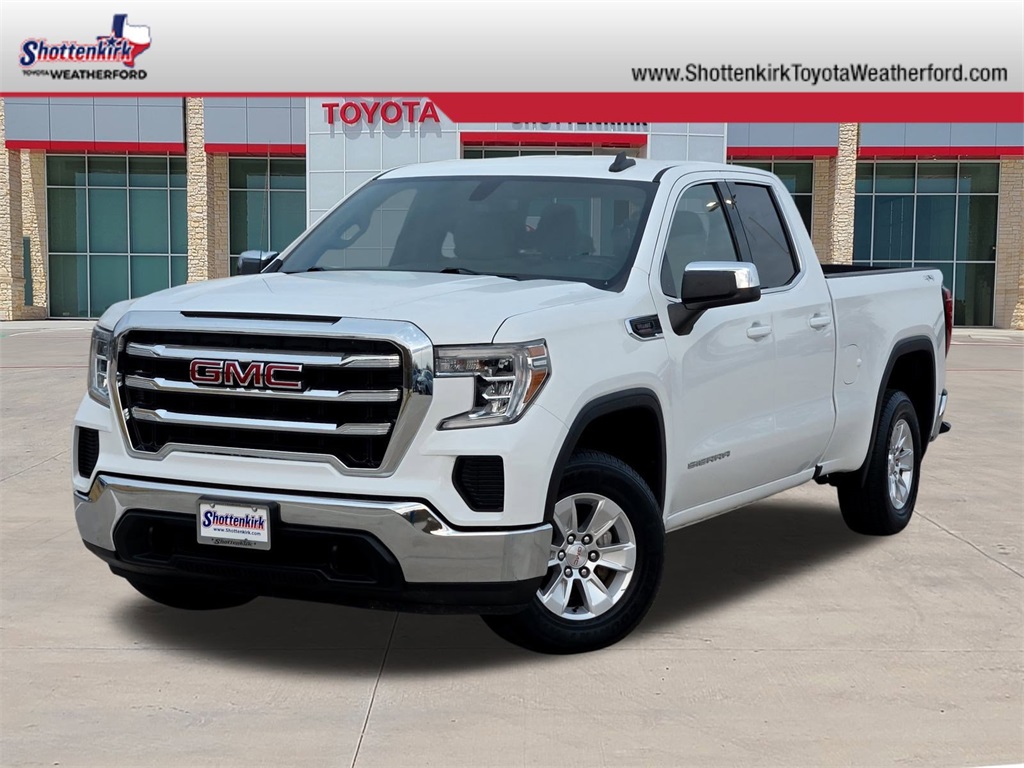2021 GMC Sierra 1500 SLE's photo
