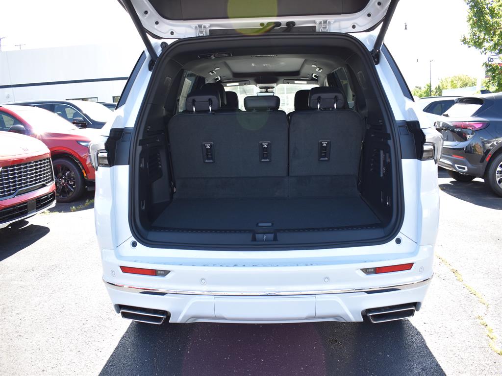 2026 Buick Enclave Avenir photo 11