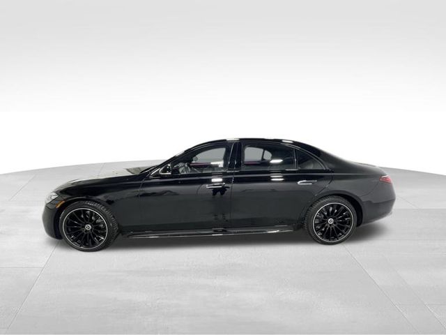 2023 Mercedes Benz S 580 4MATIC photo 2