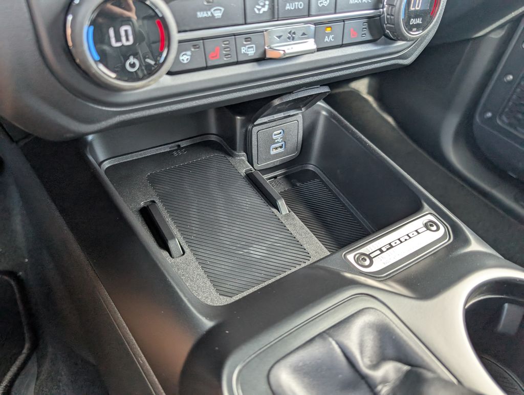 2025 Ford Bronco Outer Banks photo 10