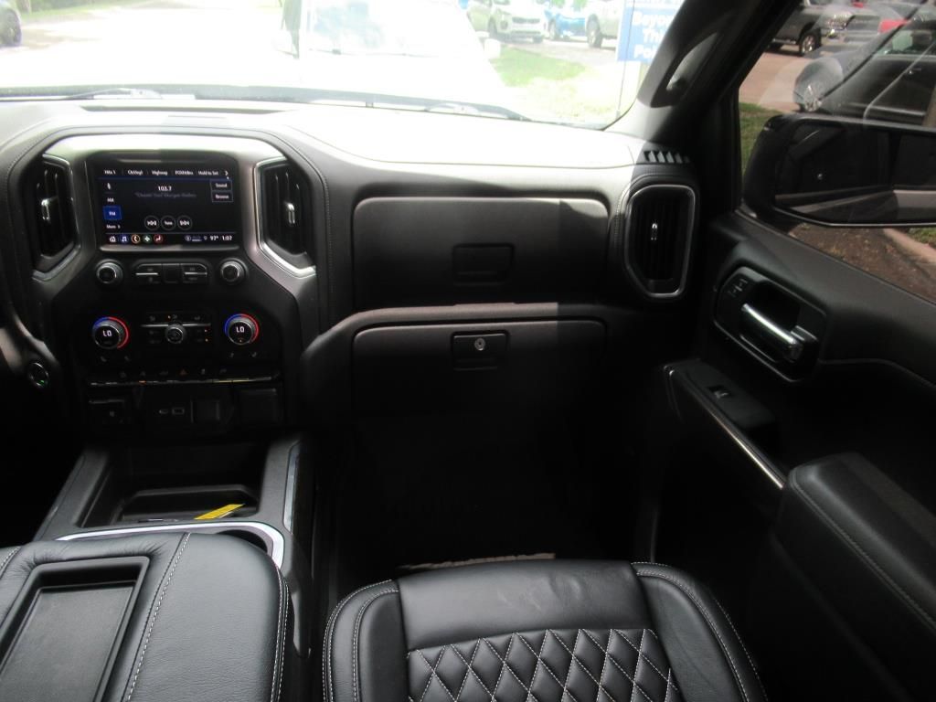 2022 Chevrolet Silverado 1500 RST photo 15