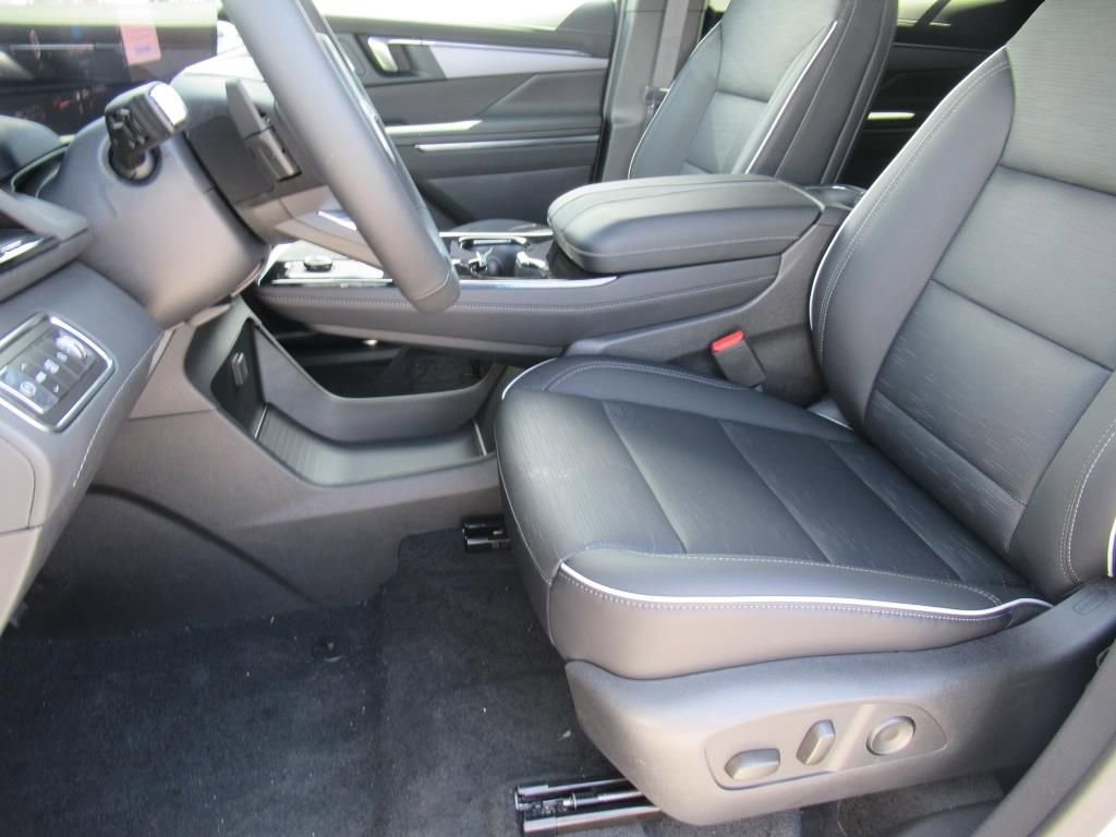 2026 Buick Enclave Sport Touring photo 15