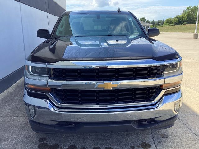 2018 Chevrolet Silverado 1500 LT photo 3