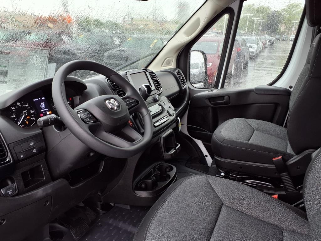 2025 Ram ProMaster 1500 Tradesman photo 5