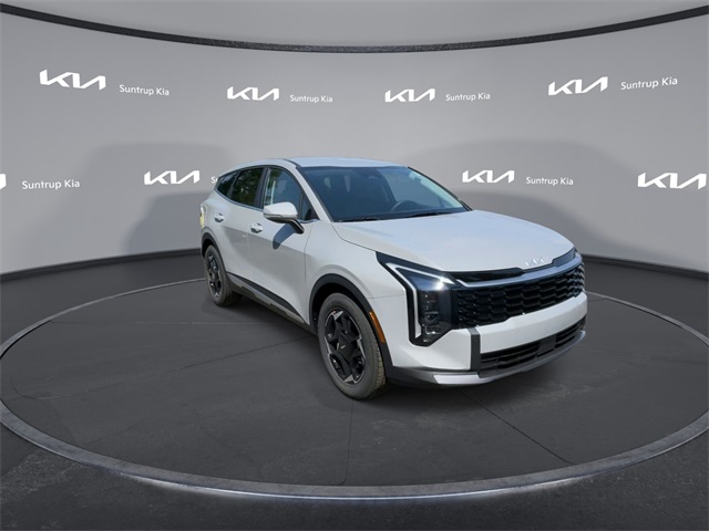 2026 Kia Sportage EX photo 3