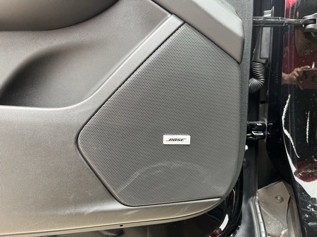 2025 Cadillac XT6 Premium Luxury photo 30