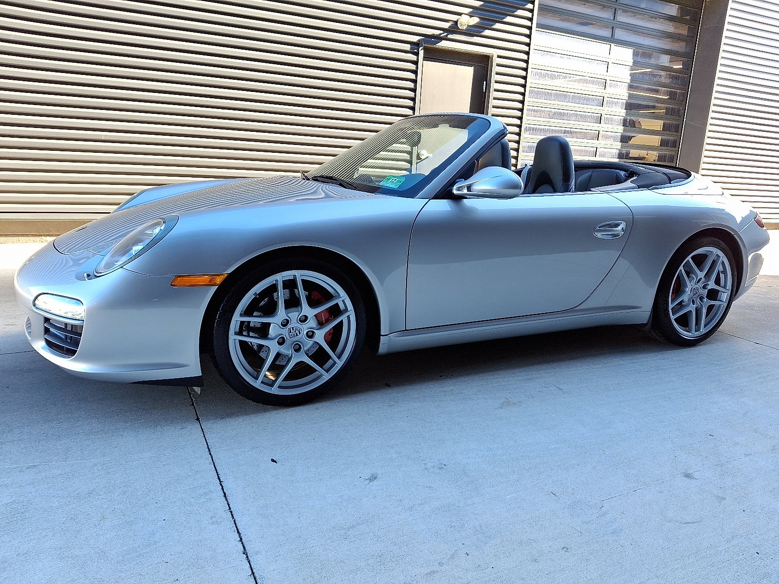 2012 Porsche 911 S Cabriolet photo 2