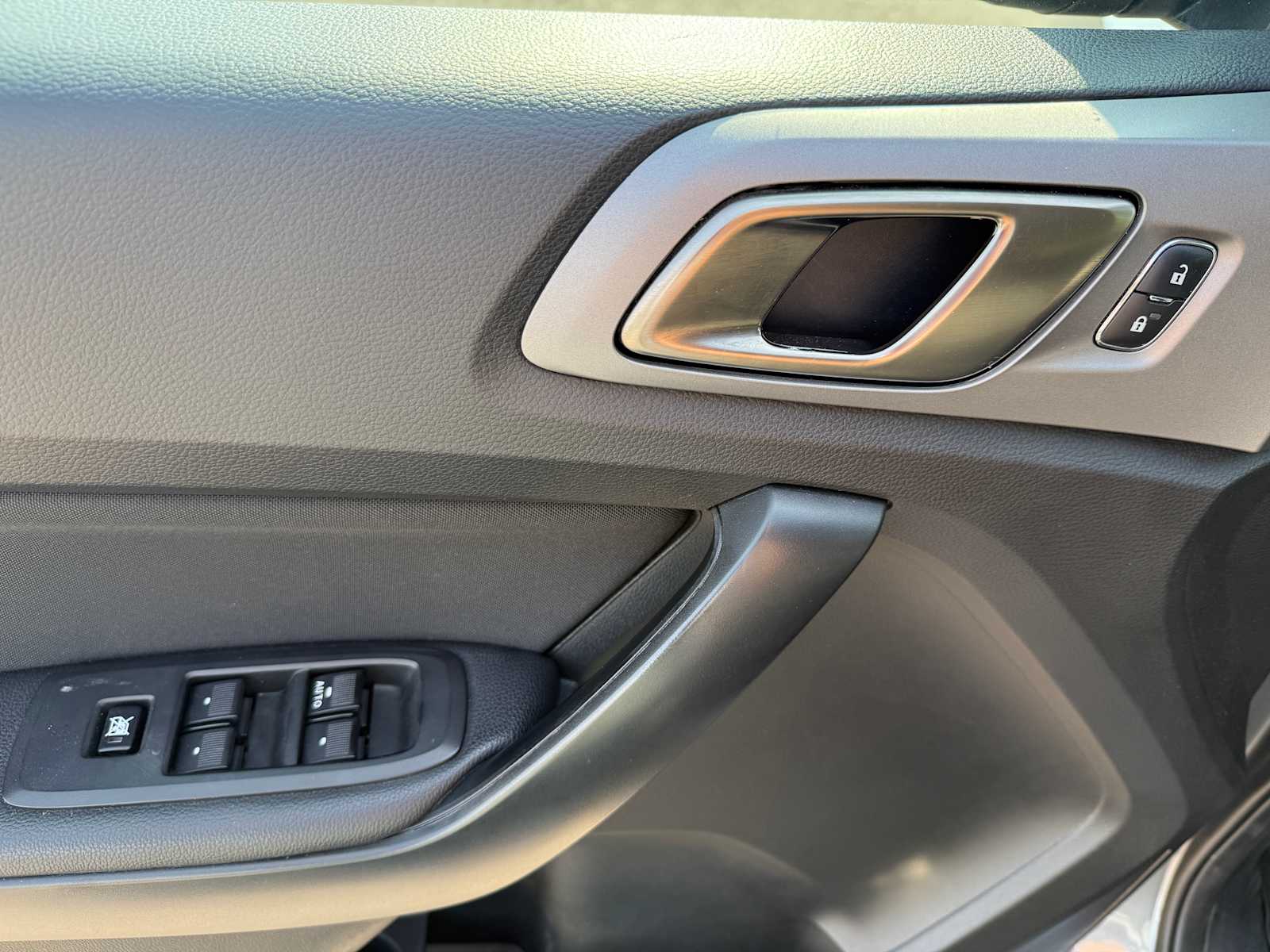 2021 Ford Ranger XLT photo 14