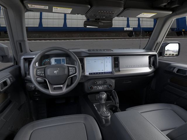 2025 Ford Bronco Badlands photo 9