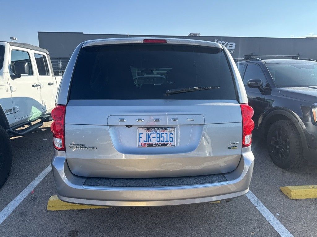 2019 Dodge Grand Caravan SXT photo 3